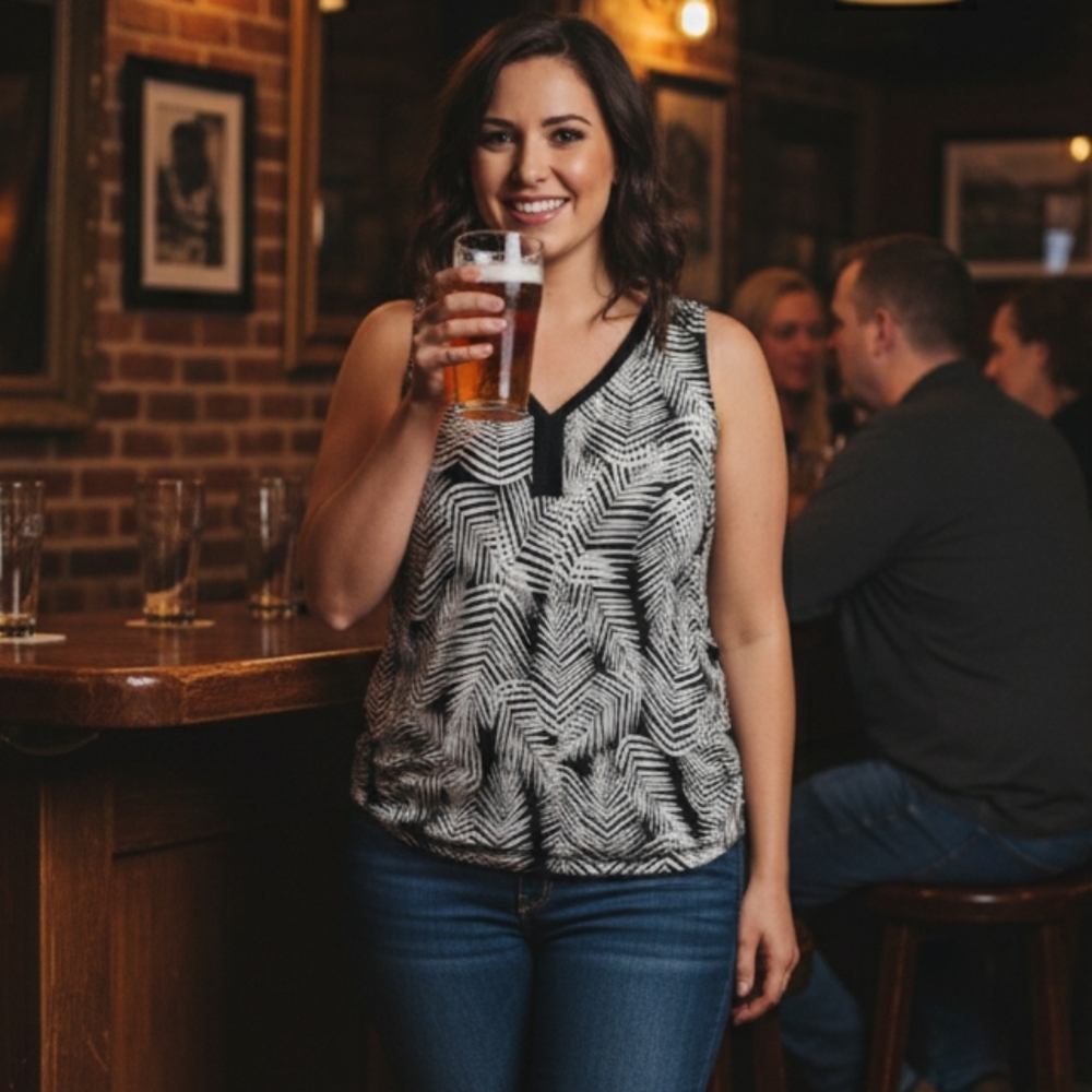 George Monochrome Leaf Pattern Tank Top 1x